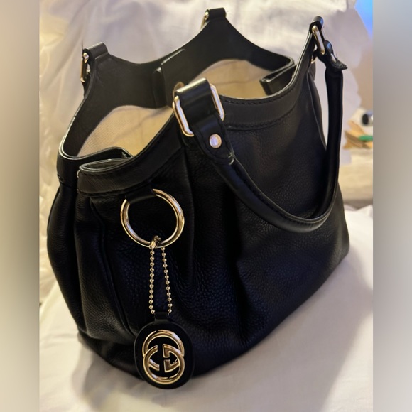 Gucci Purse - Picture 6 of 7